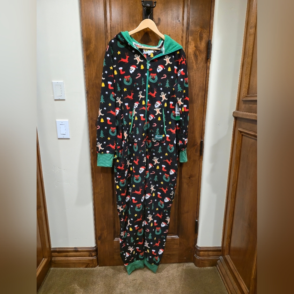 Tipsy Elves onsie XL